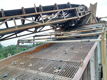 福建三明時(shí)產(chǎn)150-200噸石英石制砂生產(chǎn)線成套設(shè)備